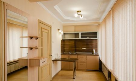 Прихожая люкса трехкомнатного 60 кв.м.