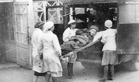 В здании санатория - эвакогоспиталь № 5420