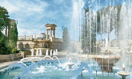 Фонтан у входа в парк г. Ессентуки